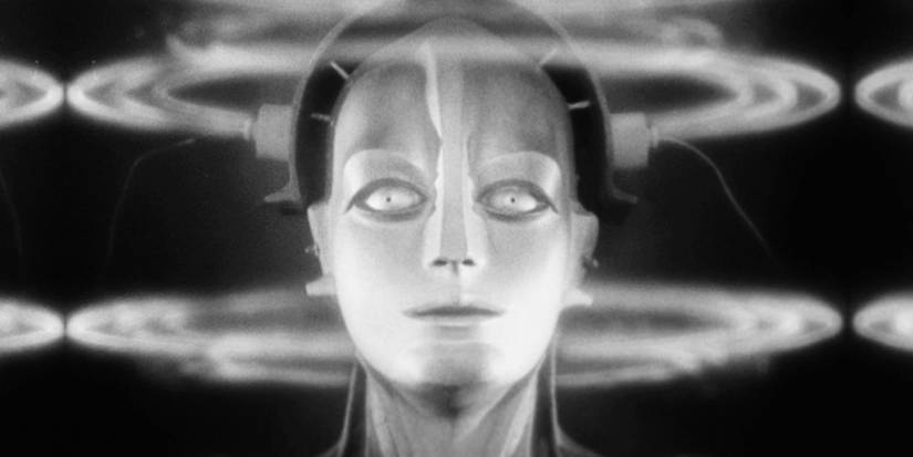A machine's face in 'Metropolis'.