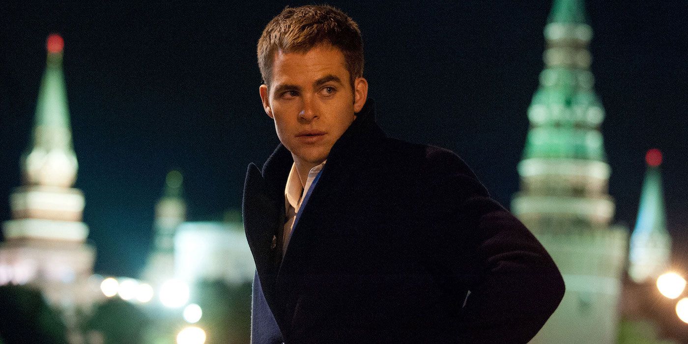 Jack Ryan, looking tense against a cityscape in Jack Ryan: Shadow Recruit