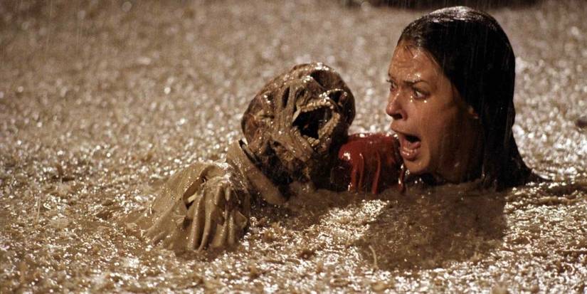 JoBeth Williams in Poltergeist during the infamous pool scene