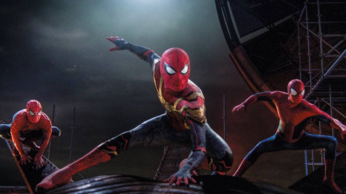 ‘Spider-Man: No Way Home’ Swings Back Into Theaters After Impressive ...