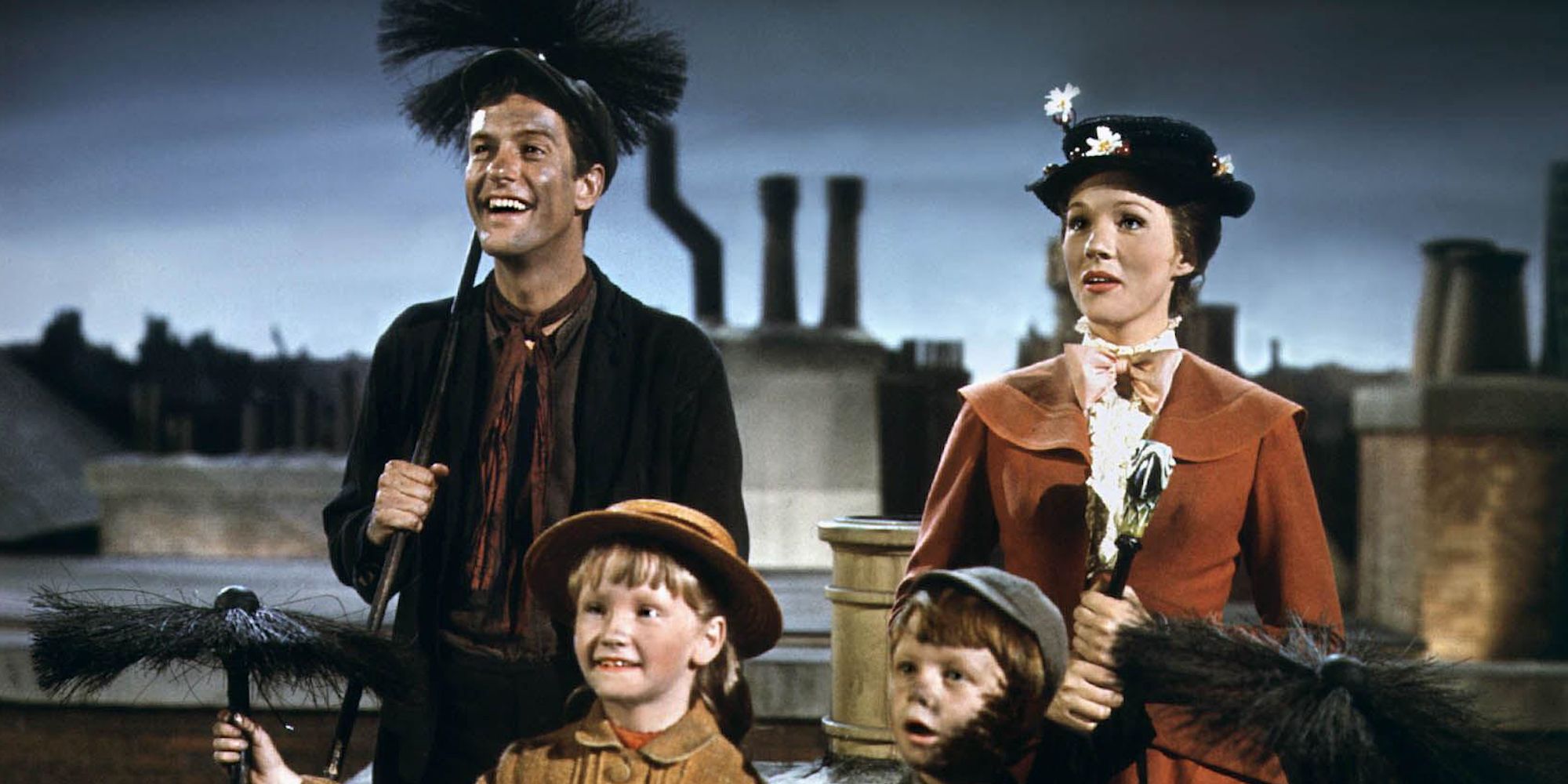 All the Hollywood Legends Who Were in the Running for Mary Poppins Before  Julie Andrews, image size:2000x1000