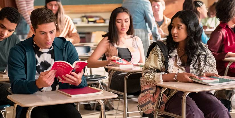 Jaren Lewison and Maitreyi Ramakrishnan in Never Have I Ever Season 4