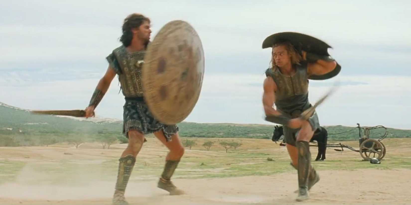 Odysseus (Sean Bean) and Achilles (Brad Pitt) fighting in Troy