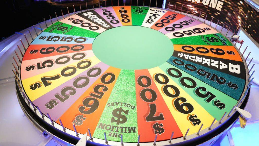 Remember When the 'Wheel of Fortune' Wheel Spun Automatically?