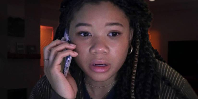 Storm Reid on the phone in 'Missing'