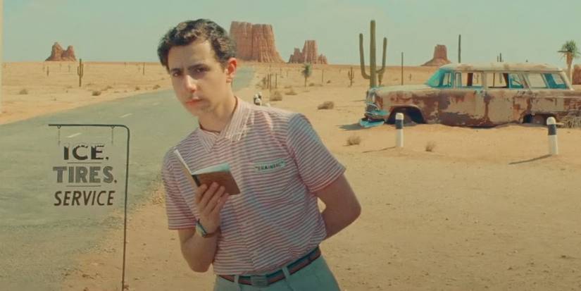 Woodrow Steenbeck (Jake Ryan) in Asteroid City