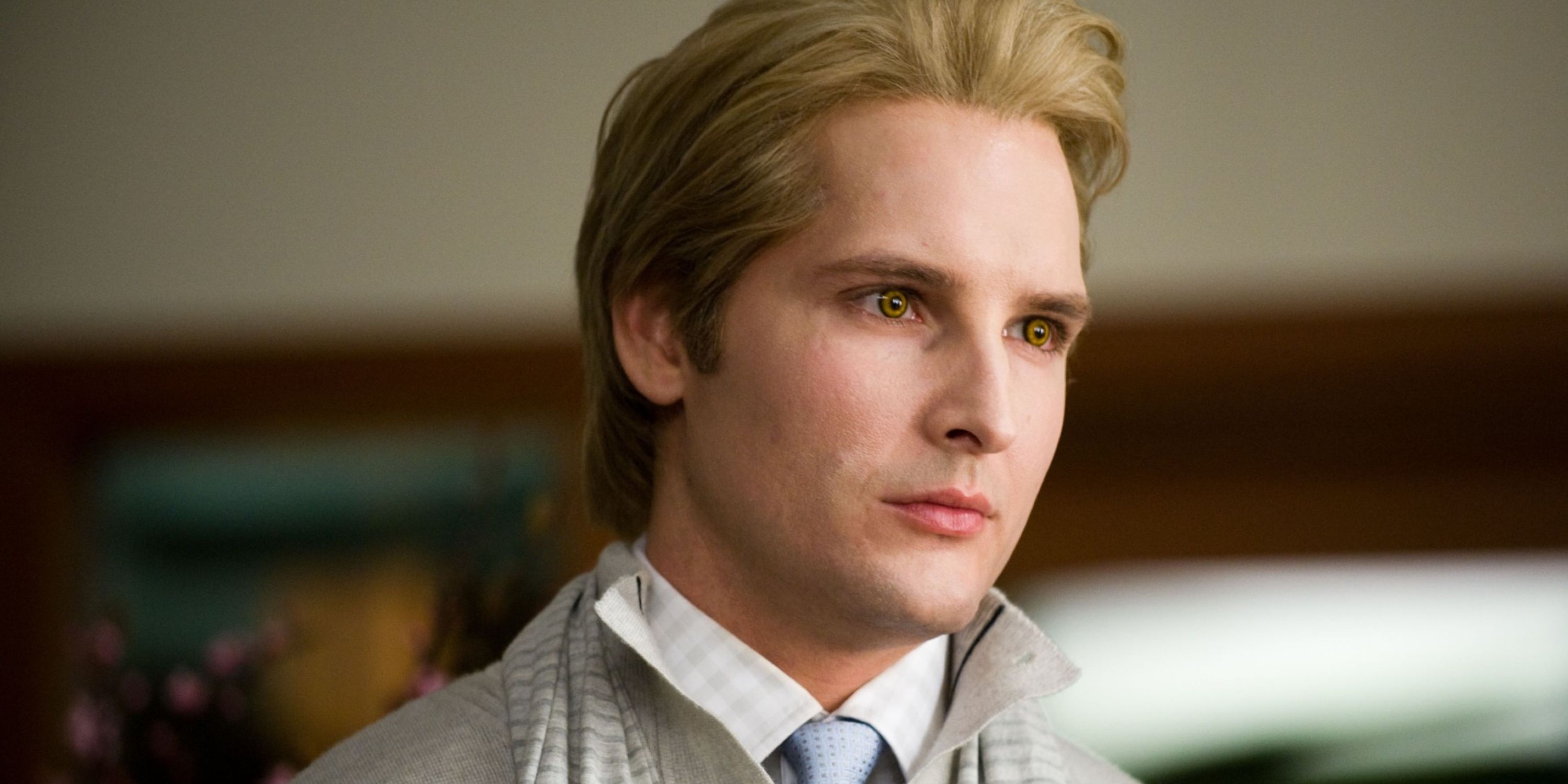 'Twilight’s Dr. Carlisle Cullen Isn’t Done With His Most Morally Messy Medical Role [Exclusive]