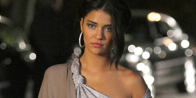 Jessica Szohr as Vanessa Abrams in Gossip Girl