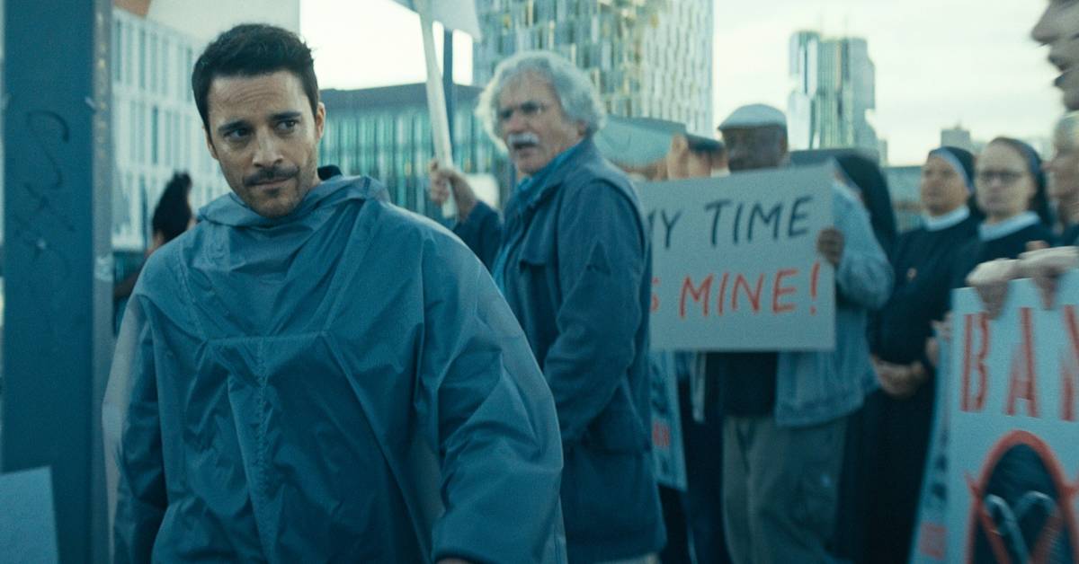 collider.com - Molly DeCastro - 3 Years Later, This Sci-Fi Masterpiece Is Still the Most Disturbing Dystopian Film on Netflix