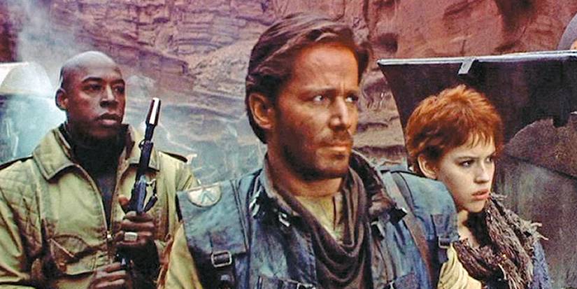 Ernie Hudson, Peter Strauss and Molly Ringwald in 'Spacehunter'
