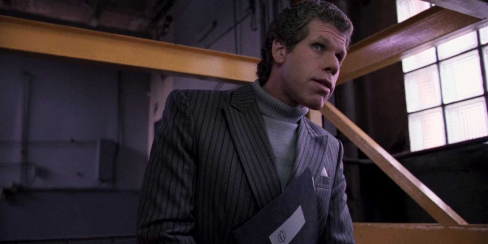 Ron Perlman as Angel de la Guardia in 'Cronos'