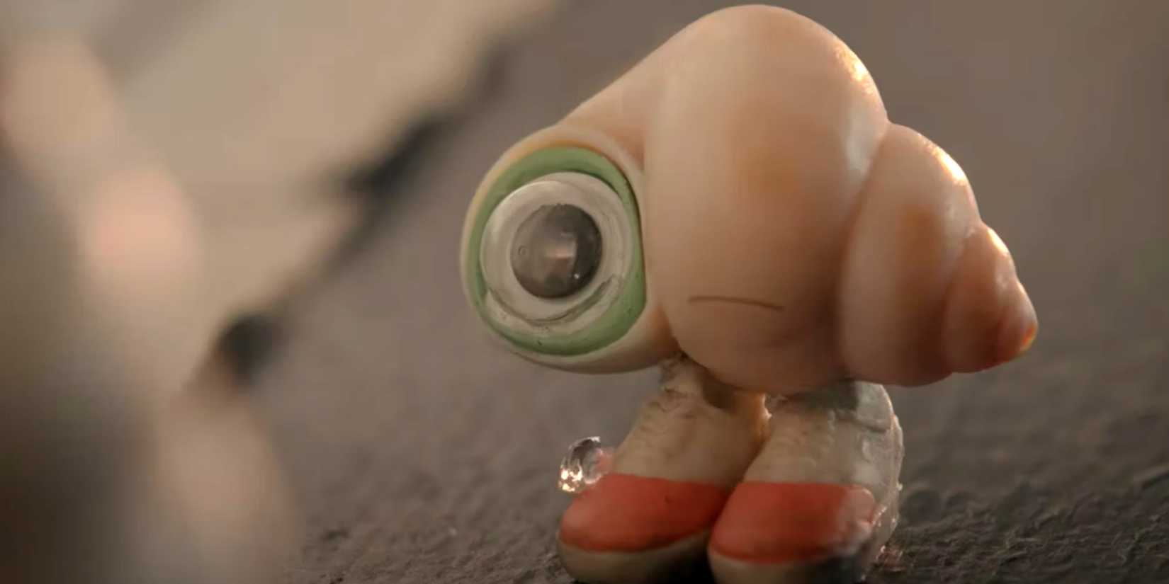 A tiny shell wearing sneakers in Marcel the Shell with Shoes On