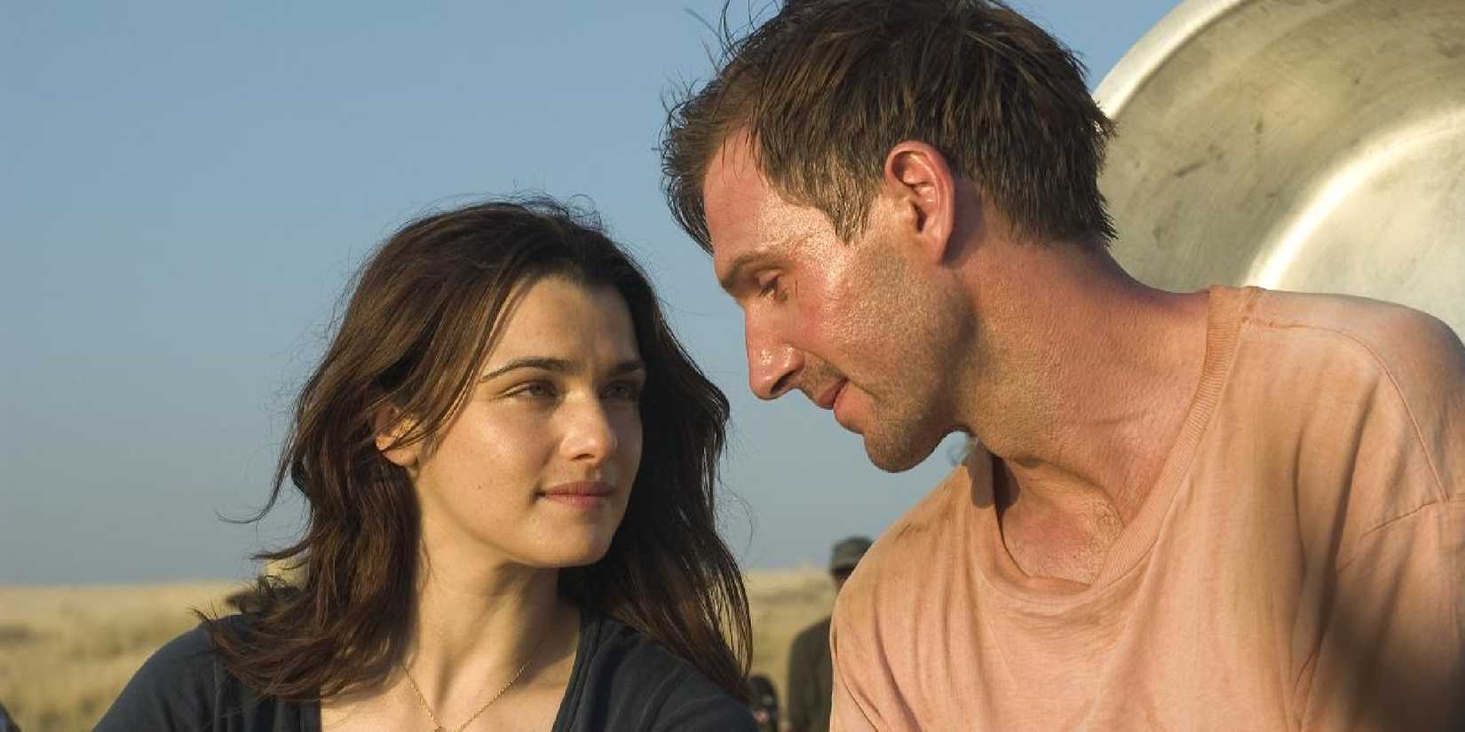Rachel Weisz and Ralph Fiennes looking at each other in The Constant Gardener