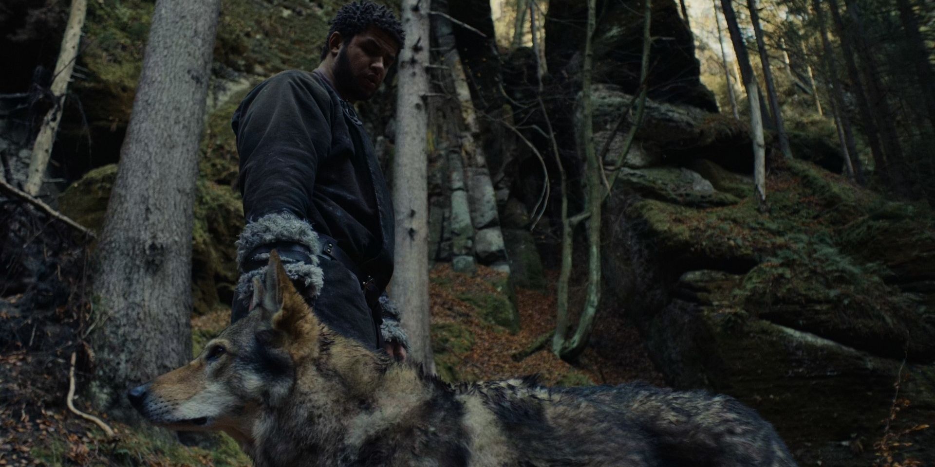 'The Rings of Power's Biggest Problem Is Plaguing Every Other Fantasy ...