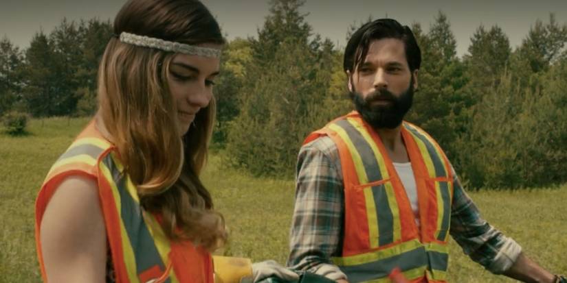 ‘Schitt’s Creek’ Did an Anti-Love Triangle — and It Worked