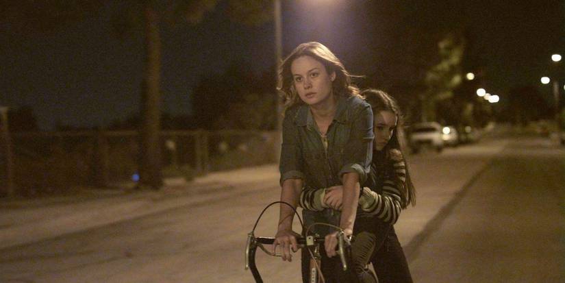 Brie Larson and Kaitlyn Dever in Short Term 12