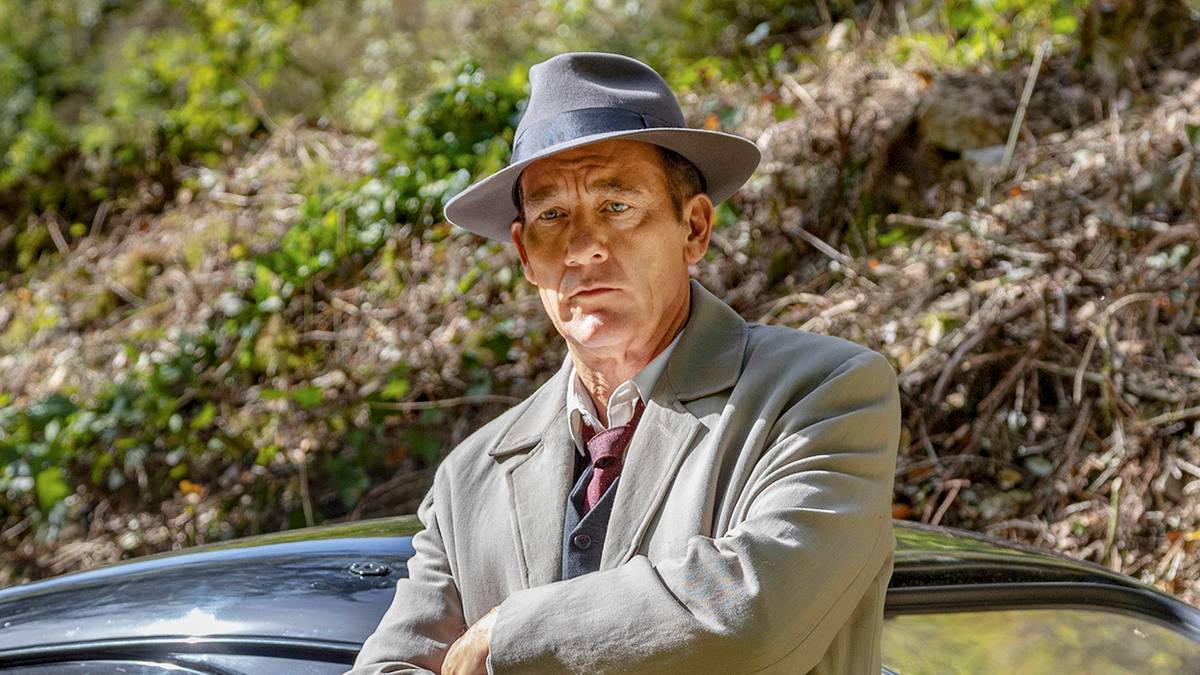 'Monsieur Spade' - Everything We Know About Clive Owen's New Mystery Series