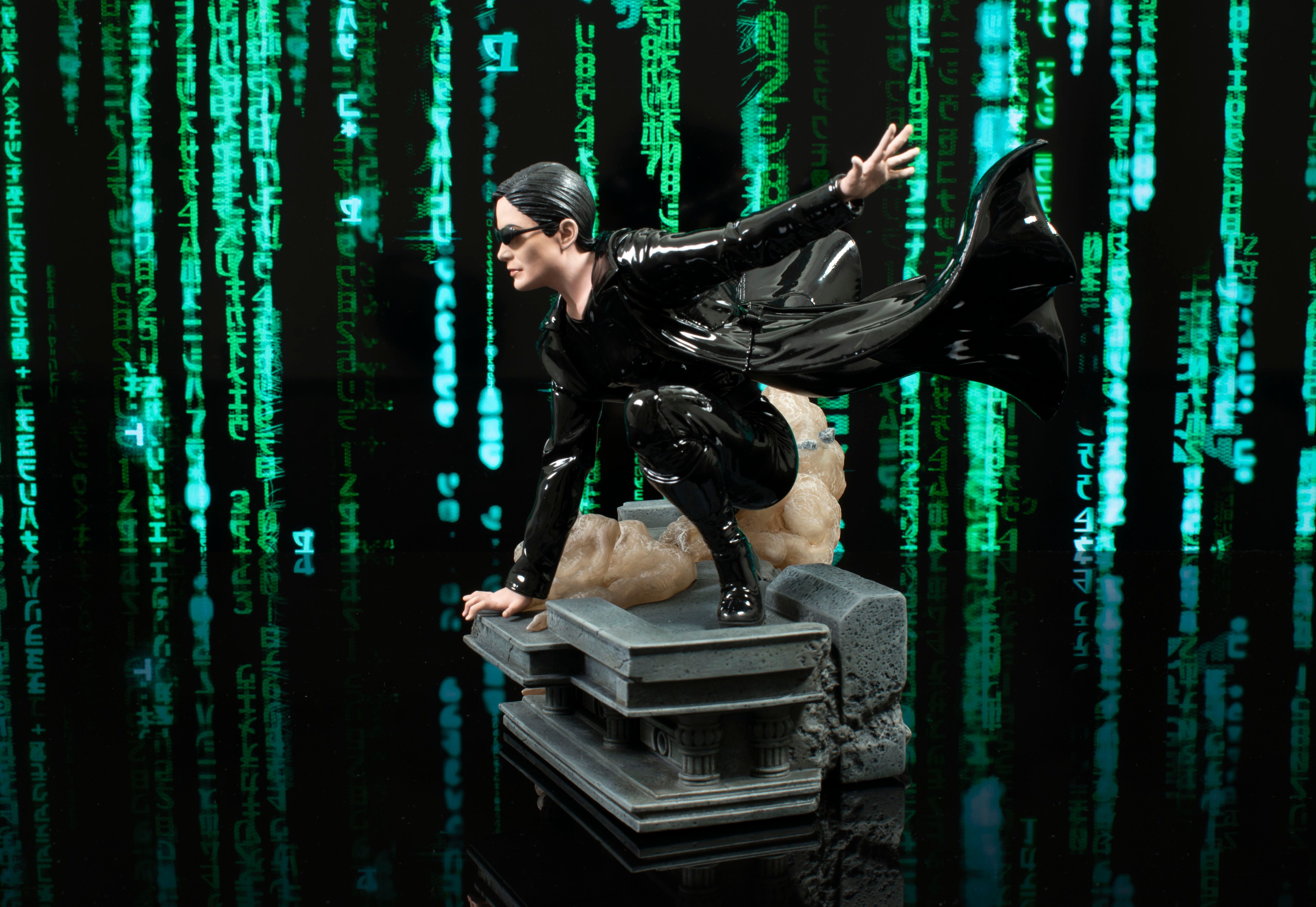 'The Matrix's Trinity Is Ready For Action in New Diorama From Diamond ...