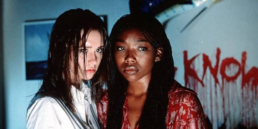 Brandy and Jennifer Love Hewitt in I Still Know What You Did Last Summer.