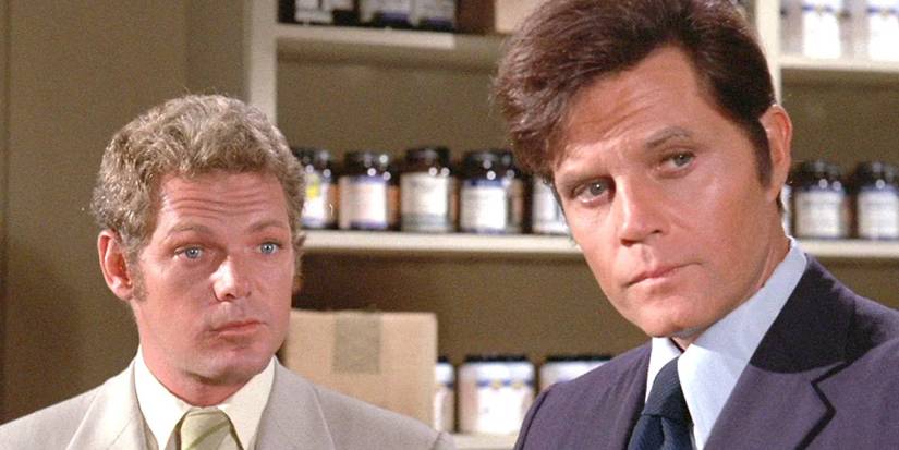 Steve McGarret (Jack Lord) and Dan Williams (James MacArthur) on 'Hawaii Five-O'