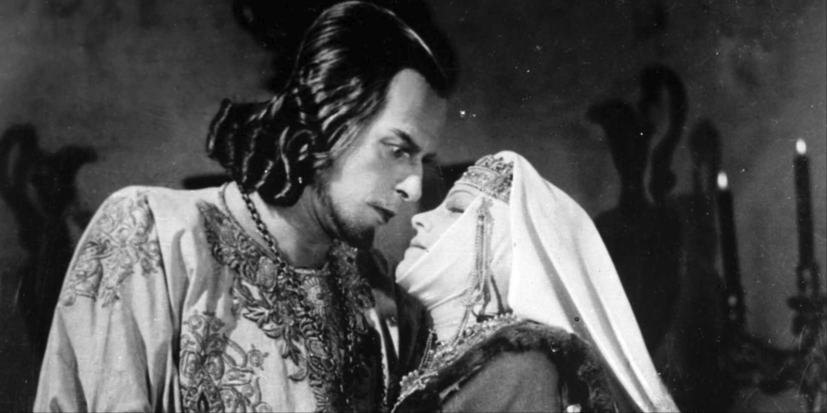 Nikolay Cherkasov embracing Lyudmila Tselikovskaya in Ivan the Terrible Part 1