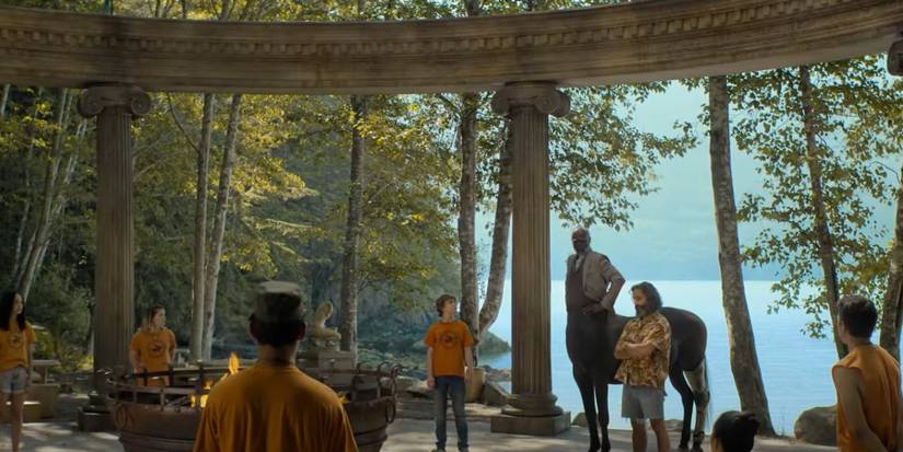 Acampamento Meio-Sangue se prepara para uma missão em 'Percy Jackson e os Olimpianos'.