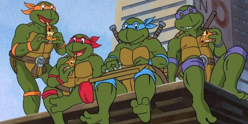The turtles eat pizza on 'Teenage Mutant Ninja Turtles'