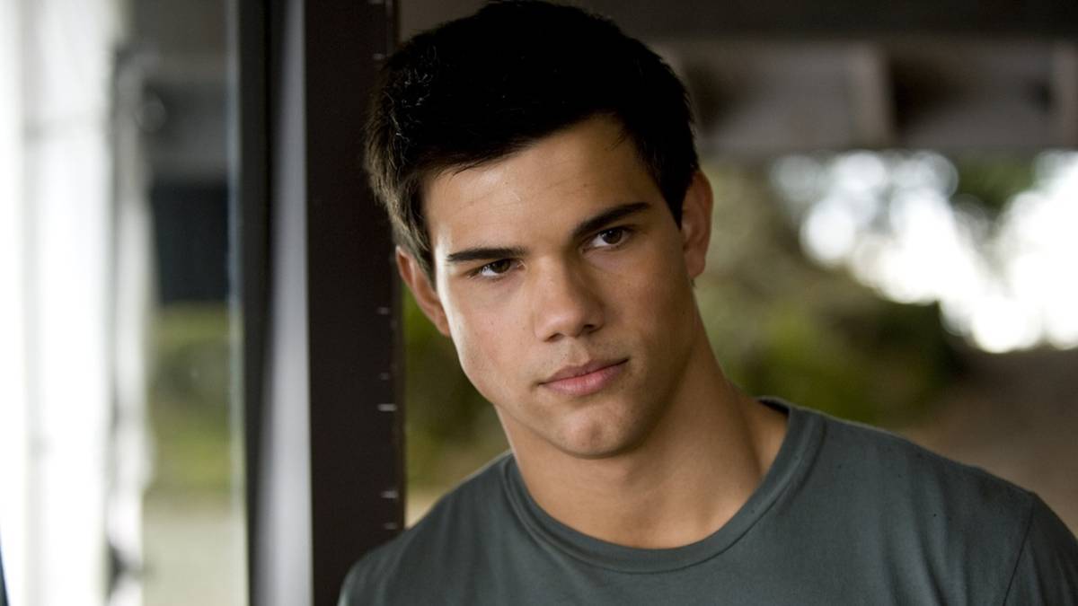Netflix Confirms Jacob Black Replacement in New Twilight Series Netflix Confirms Jacob Black Replacement in New Twilight Series
