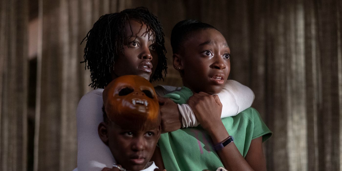 lupita nyong'o evan alex and shahad wright joseph looking scares in 2019's Us