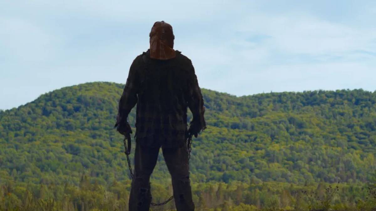 The slasher known as Johnny stands menacingly in an image for 'In a Violent Nature'