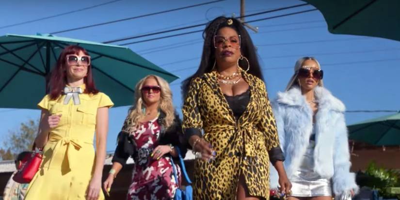 Niecy Nash wears a leopard printed jacket in 'Claws'