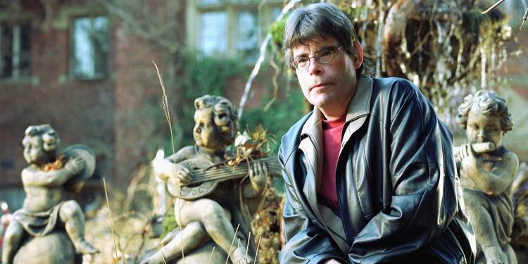 Stephen King Rabbit Stephen King Makes the Most of His Unsettling Cameo in This Crime Drama