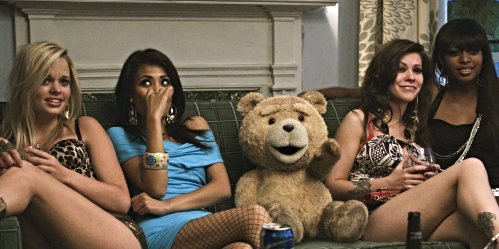Seth MacFarlane & Mark Wahlberg's 69% Rotten Tomatoes Comedy Is ...