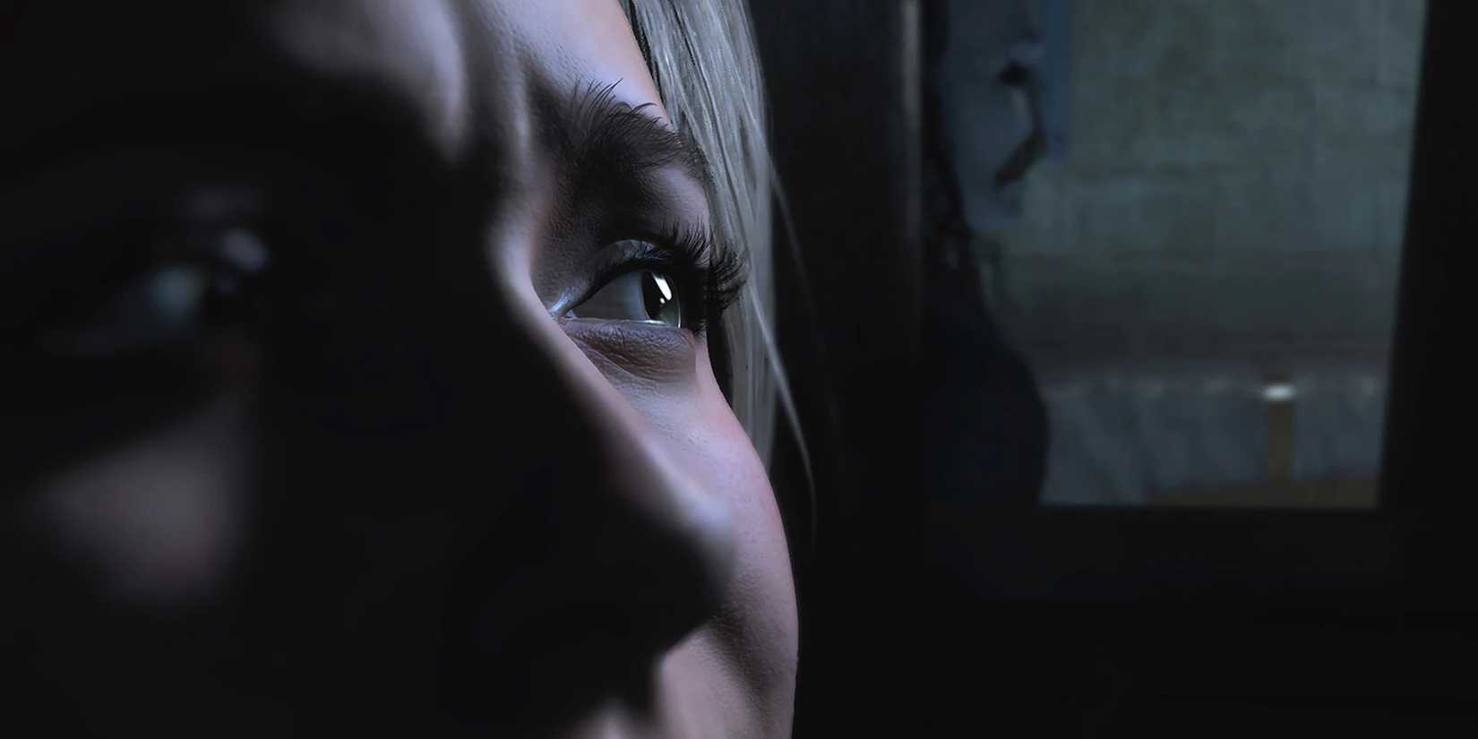 An extreme close up of Sam Giddings's eyes, played by Hayden Panettiere, as she stares at a strange, blurred figure hovering outside a closed window behind her in the video game Until Dawn