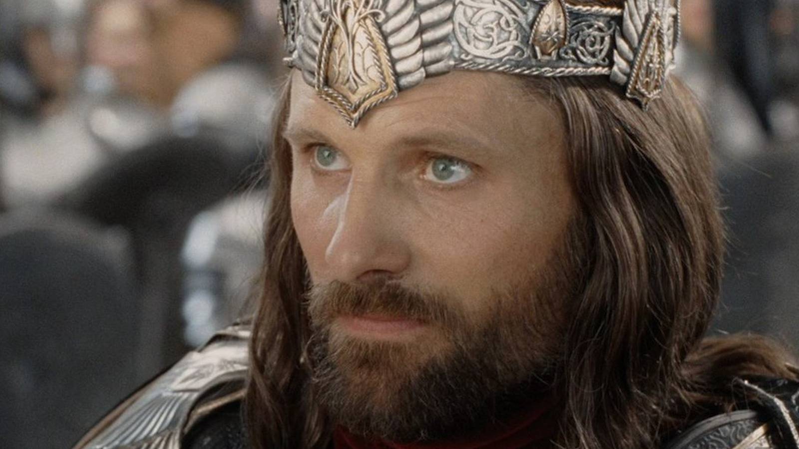 Aragorn (Viggo Mortensen) wearing a crown in The Lord of the Rings: The Return of the King
