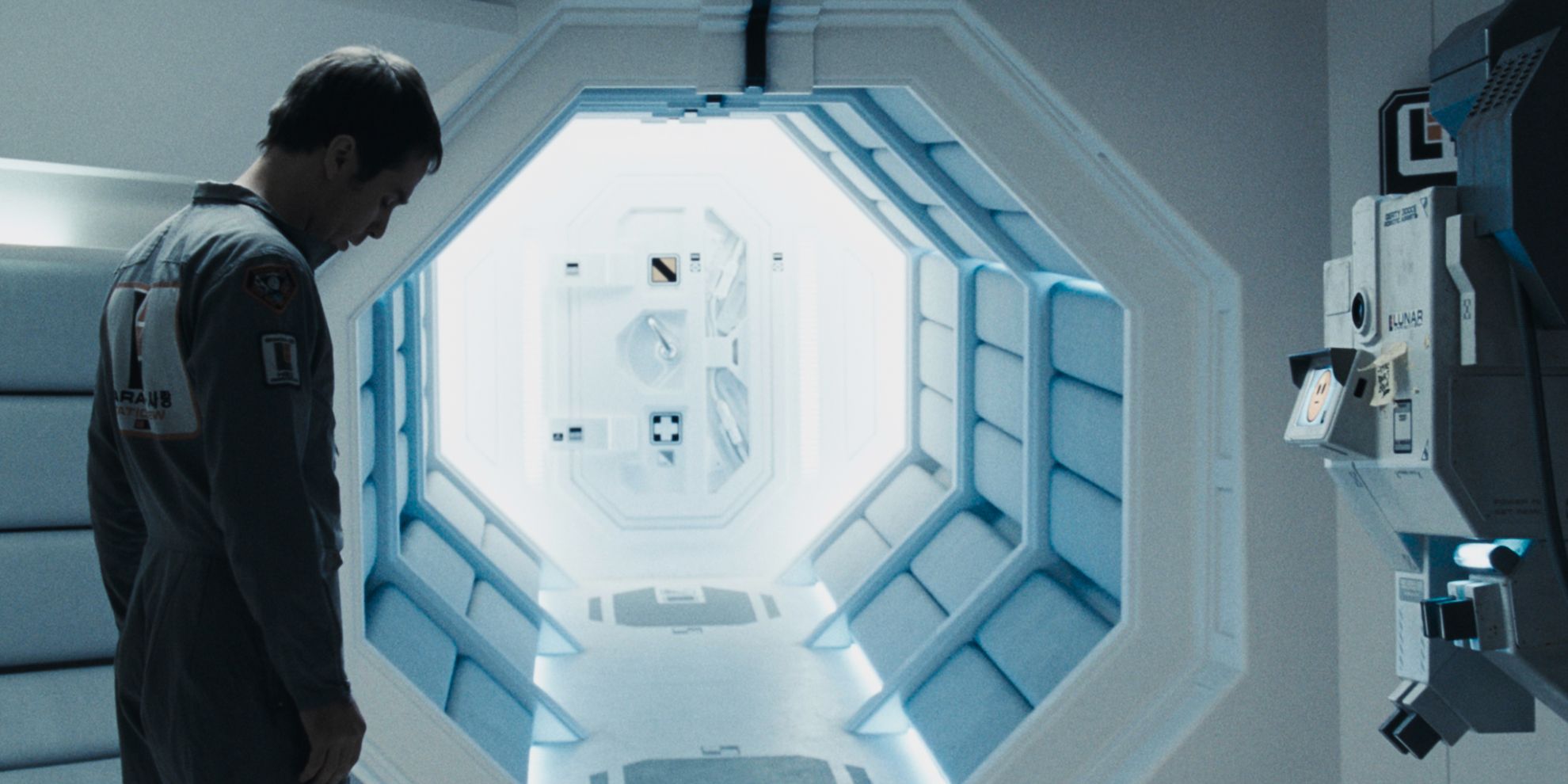 Sam Rockwell Gives a Must-See Performance in This Indie Sci-Fi