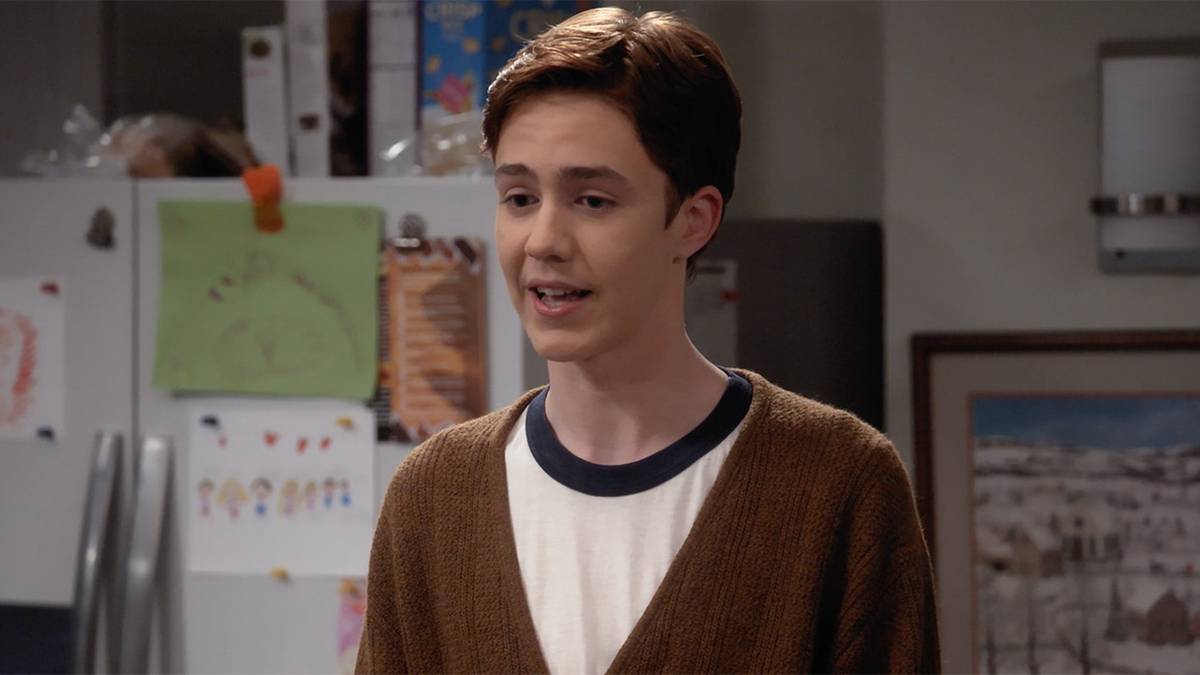 'The Conners' Sneak Peek — Mark Packs for His First Day at College