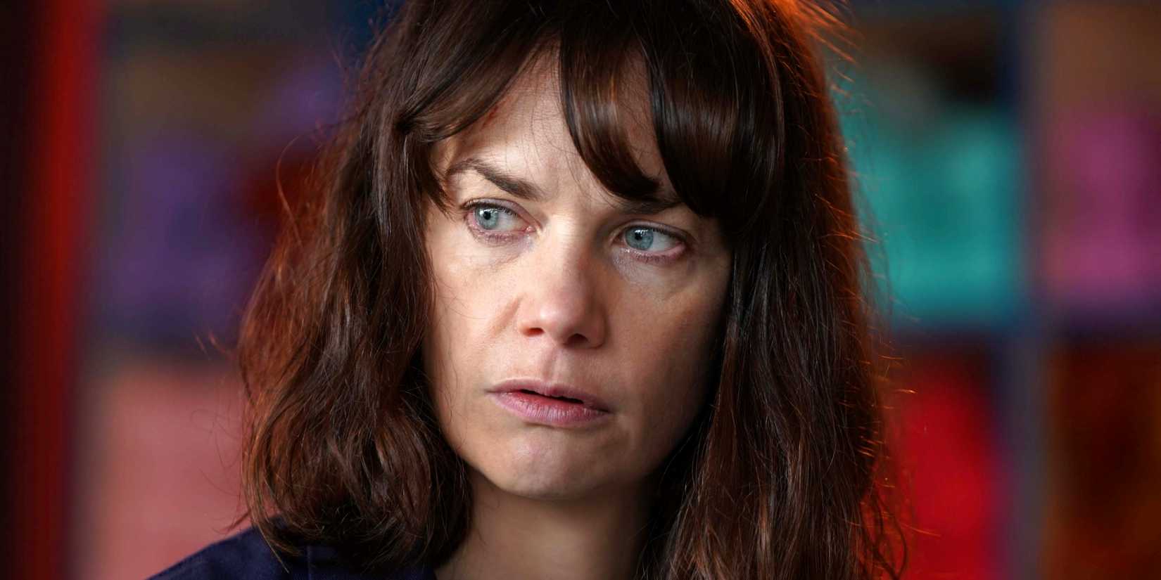 Ruth Wilson as Lorna Brady in Episode 1 of The Woman in the Wall