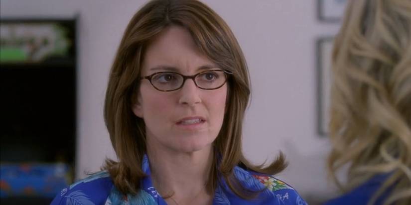 Tina Fey as Liz Lemon talking to someone during the Leap Year Episode in 30 Rock.