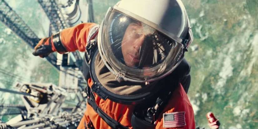 Brad Pitt climbs a radio tower in Ad Astra