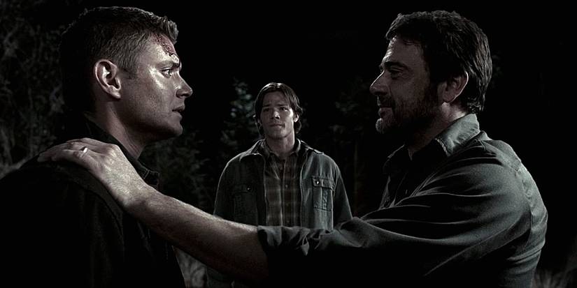 John Winchester's (Jeffrey Dean Morgan) spirit embraces Dean (Jensen Ackles) while Sam (Jared Padalecki) stands in the background on 'Supernatural.'
