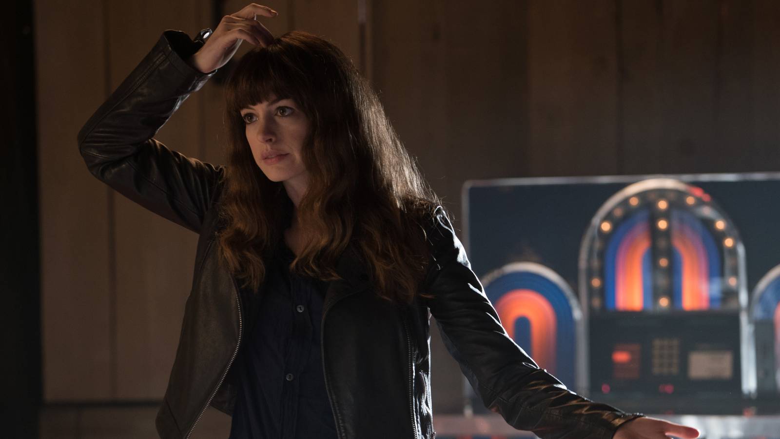 Anne Hathaway gibt in dem Sci-Fi-Kultklassiker, der jetzt die ...