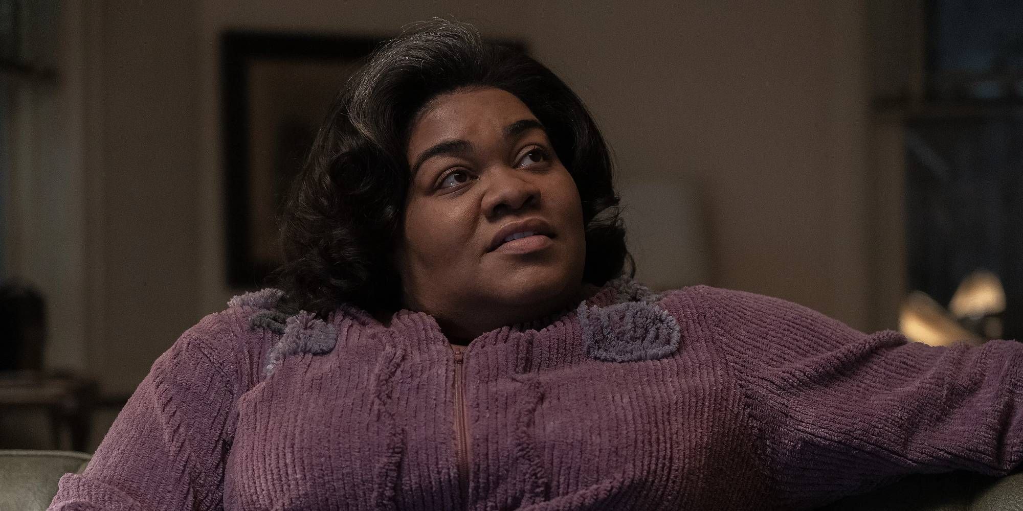 Da'Vine Joy Randolph in The Holdovers looking up at someone off camera.