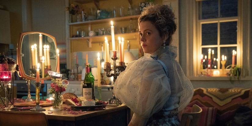 Sofia Oxenham in Extraordinary