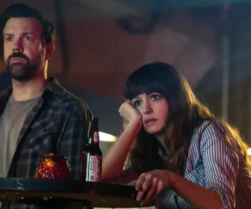 Jason Sudeikis and Anne Hathaway in Colossal