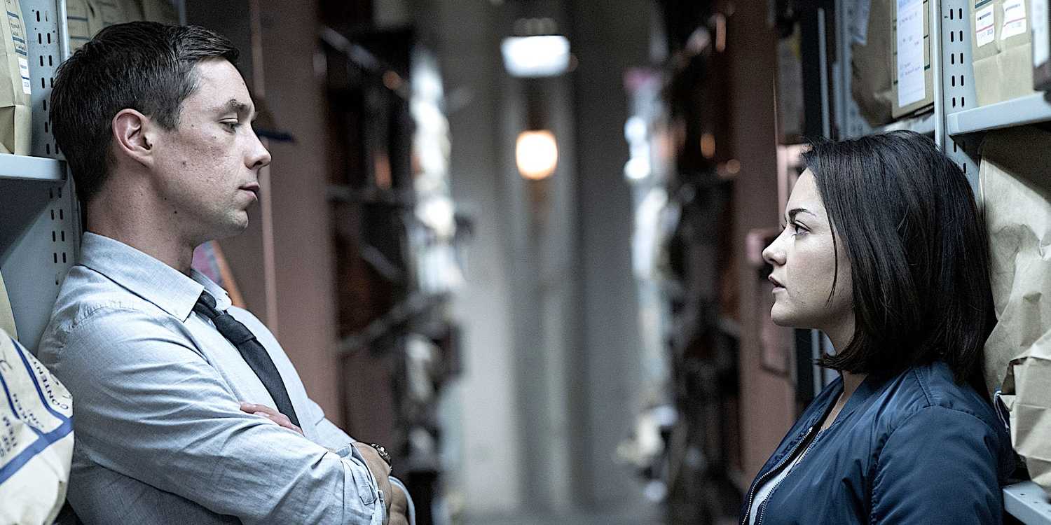 Killian Scott and Sarah Greene as Reilly and Cassie in a Dublin Murders scene