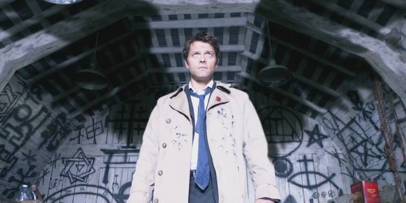 Castiel (Misha Collins) arrives with the angel wings sprawling behind him in the 'Supernatural' episode "Lazarus Rising."