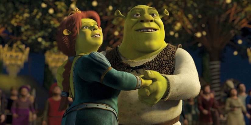 Shrek and Fiona in a loving embrace in Shrek 2 
