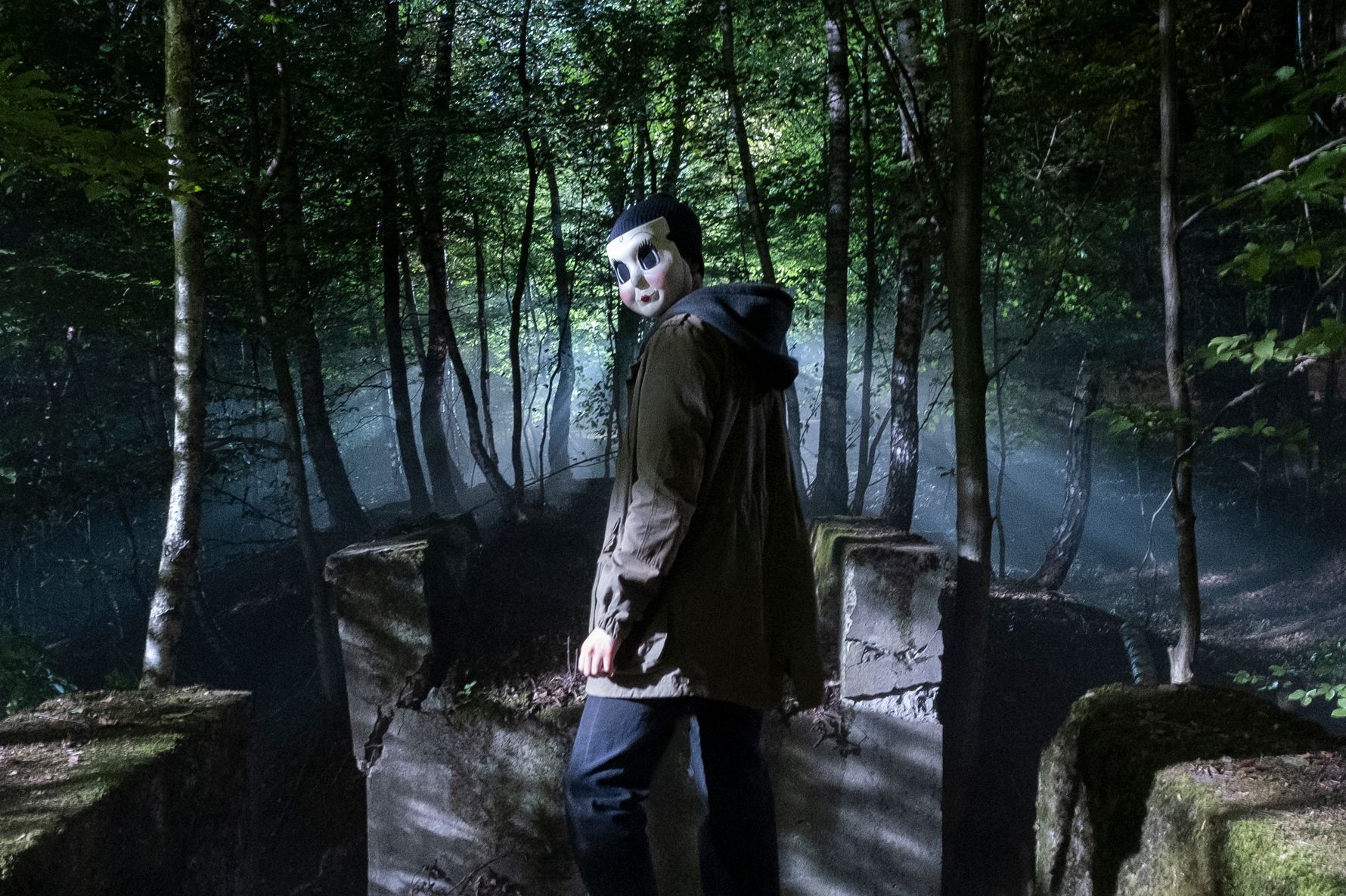 'The Strangers: Chapter 1' Sneak Peek — Madeline Petsch Escapes a Killer