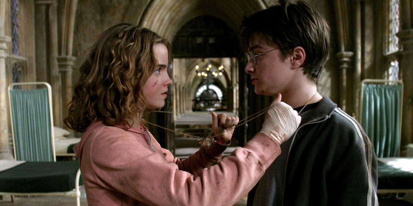 Hermione and Harry wear a Time-Turner around their necks in Harry Potter and the Prisoner of Azkaban